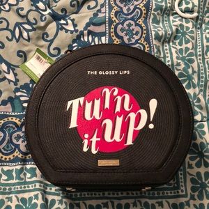 KATE SPADE MAKEUP BOX. New with tags